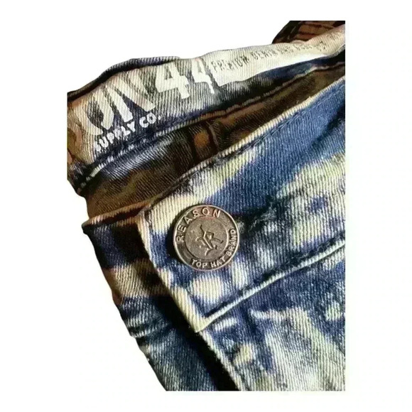 Reason Brand Light Wash Distressed Jeans - Picture 7 of 7